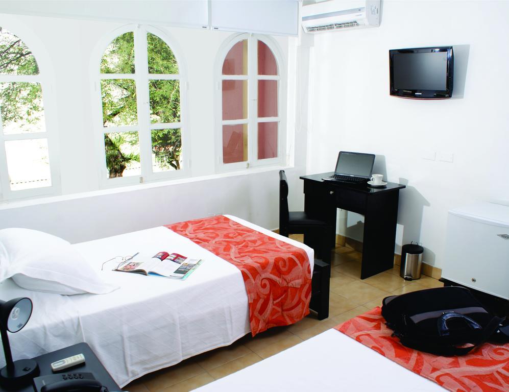 Hotel Edmar Σάντα Μάρτα Δωμάτιο φωτογραφία